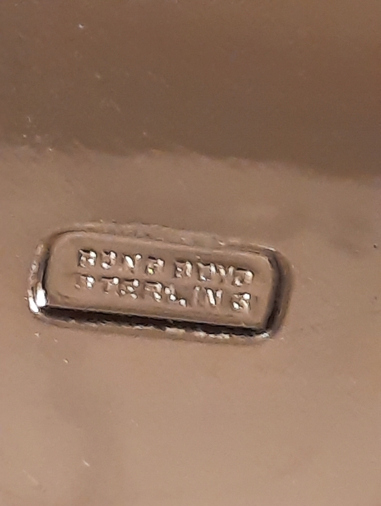 Steeling Silver  Leaf Brooch Pin - Elegant Women’s Jewelry - Picture 4 of 8